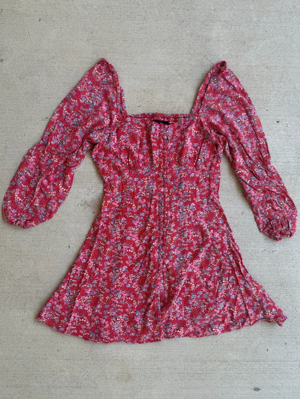 Vintage Angie Red Floral Mini dress with button front and 3/4 puffy sleeves